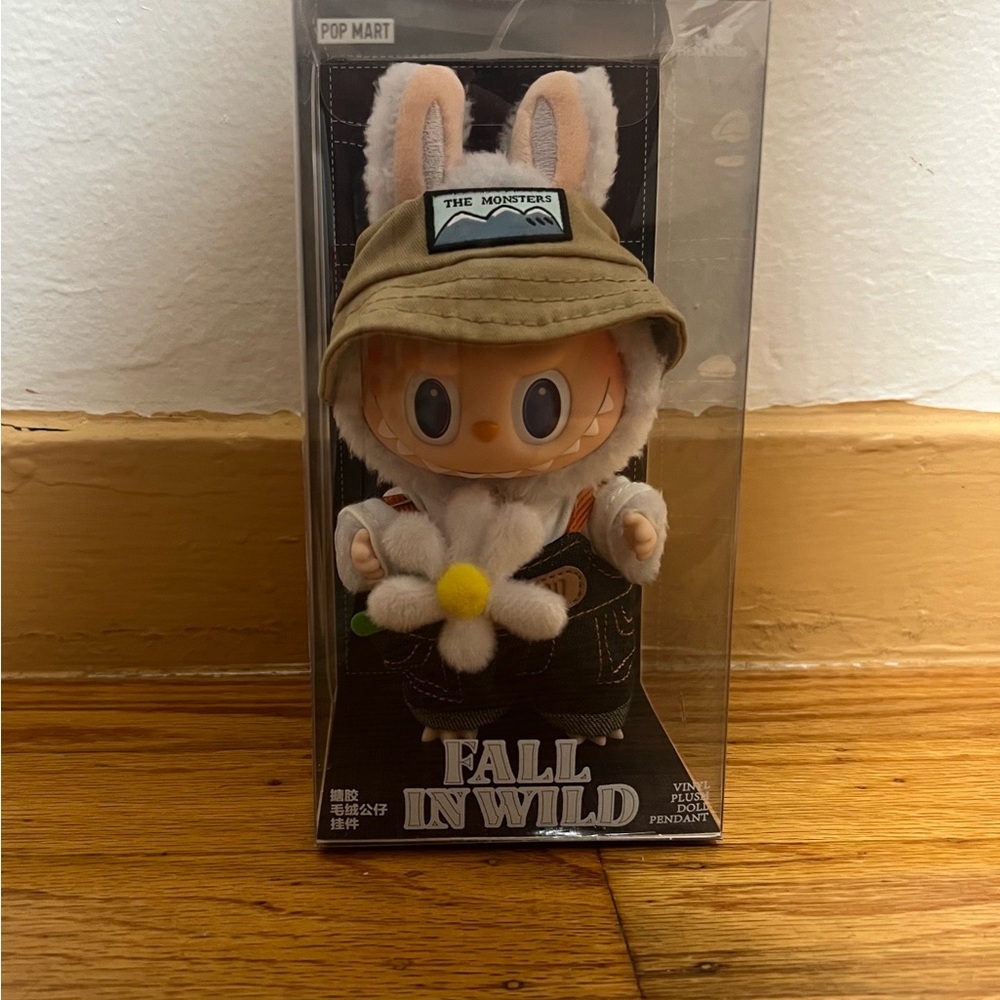 Pop Mart Fall in Wild Figure